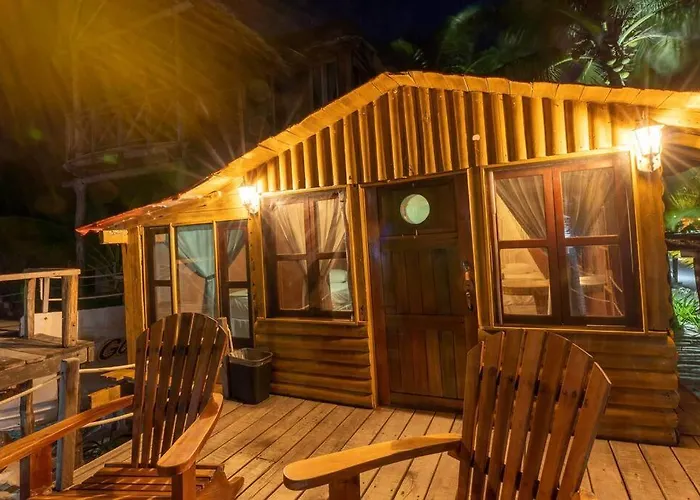 Grand Titanic, Boat House Apartment